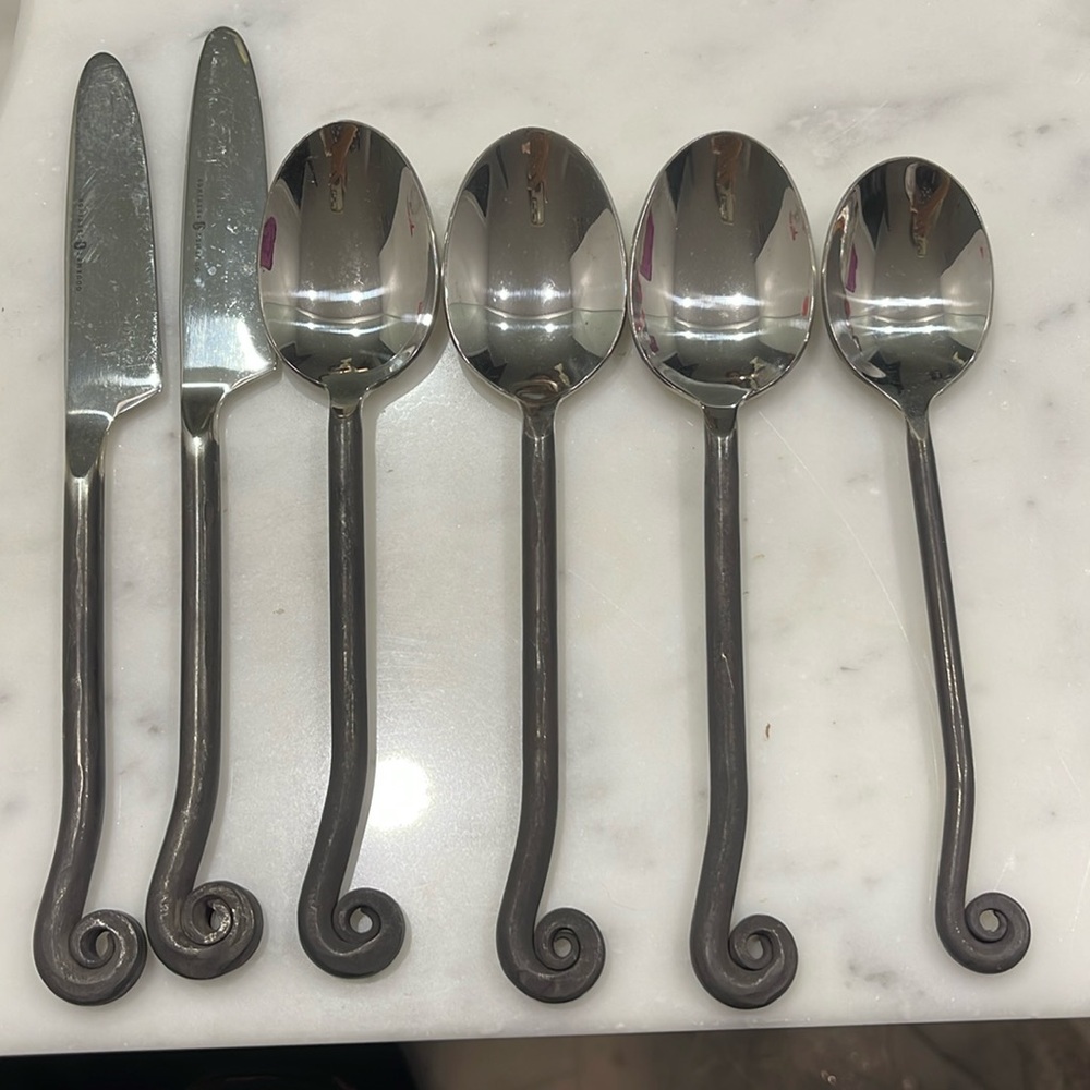 6 New Gourmet Settings Treble Clef Burnished Flatware pieces